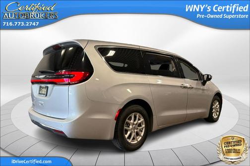 Silver Mist Clearcoat 2023 Chrysler Pacifica Touring L