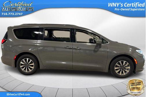 2021 Chrysler Pacifica Hybrid Touring L