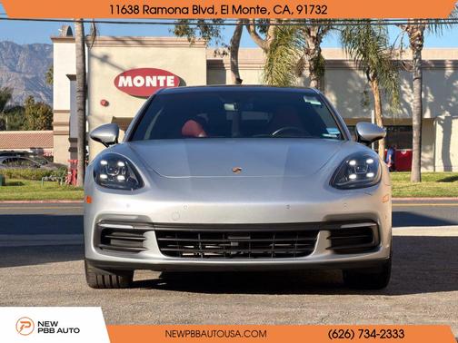 2017 Porsche Panamera 4
