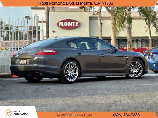 2013 Porsche Panamera 4