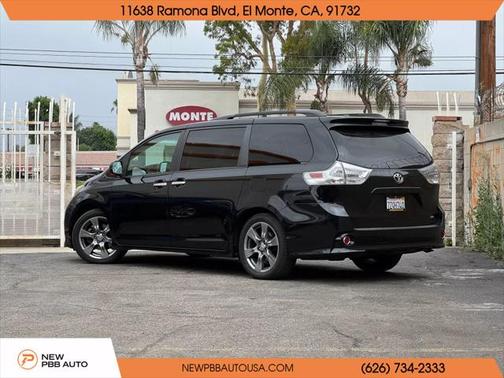 2017 Toyota Sienna SE