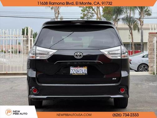2017 Toyota Sienna SE