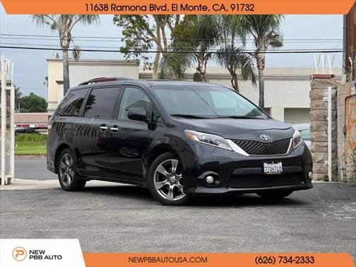 2017 Toyota Sienna SE