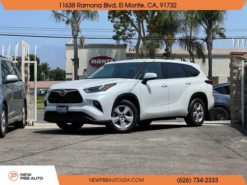 2022 Toyota Highlander LE