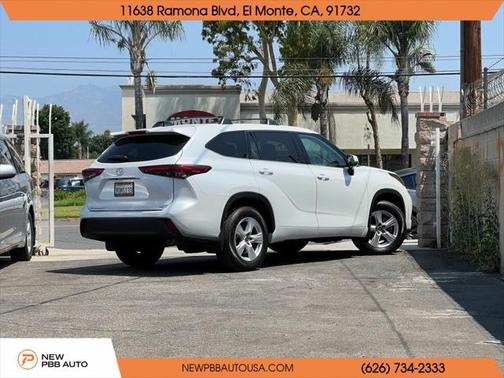 2022 Toyota Highlander LE
