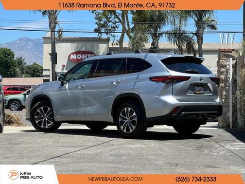 2020 Toyota Highlander Hybrid XLE