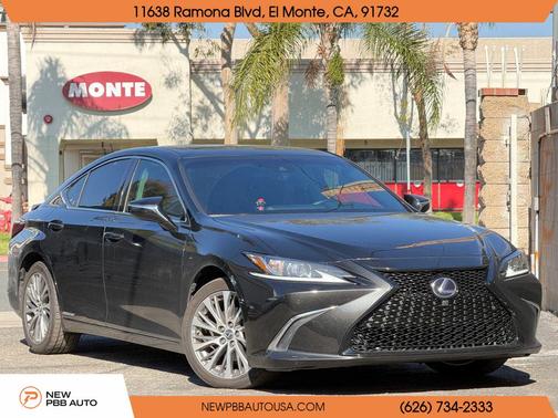 2020 Lexus ES 300h Base