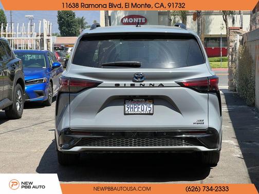 2023 Toyota Sienna XSE 7 Passenger