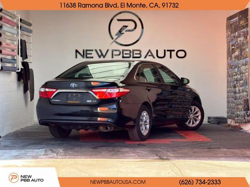 2017 Toyota Camry Hybrid LE