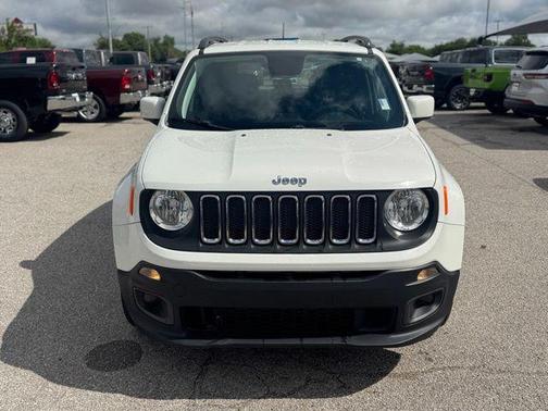 Alpine White 2018 Jeep Renegade Latitude