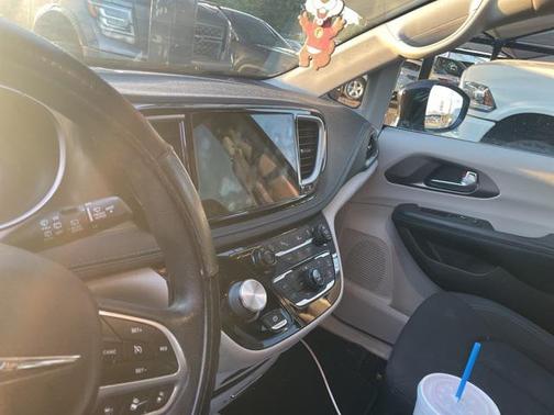 2021 Chrysler Pacifica Touring