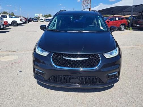2021 Chrysler Pacifica Touring