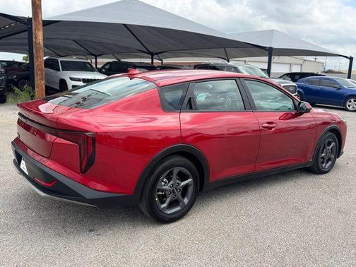 Currant Red 2025 Kia K4 LXS