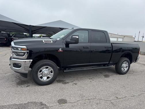 2025 RAM 2500 Tradesman Crew Cab 4x4 6'4' Box