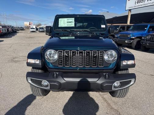 2025 Jeep Gladiator Sport S