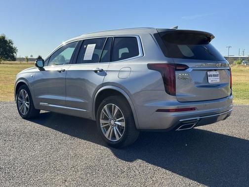 2025 Cadillac XT6 Premium Luxury FWD