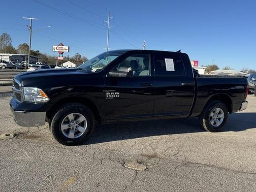 2023 RAM 1500 Classic SLT
