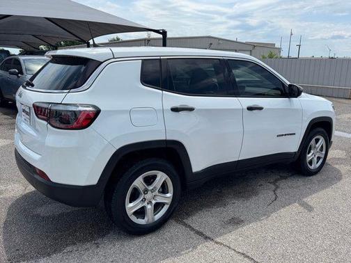 Bright White Clearcoat 2023 Jeep Compass Sport