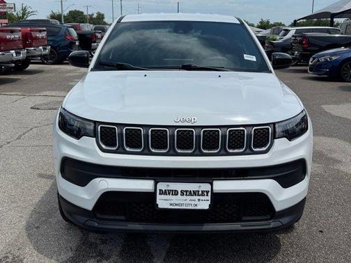 Bright White Clearcoat 2023 Jeep Compass Sport