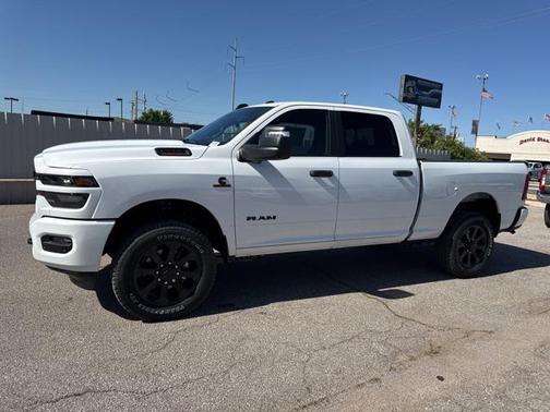 2025 RAM 2500 Big Horn Crew Cab 4x4 6'4' Box