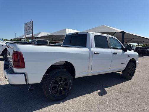 2025 RAM 2500 Big Horn Crew Cab 4x4 6'4' Box