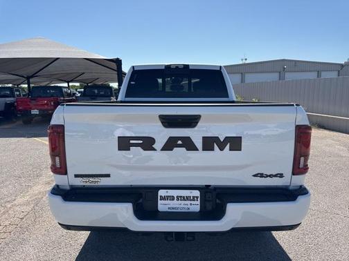 2025 RAM 2500 Big Horn Crew Cab 4x4 6'4' Box
