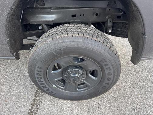 2026 RAM 2500 Tradesman Crew Cab 4x4 6'4' Box