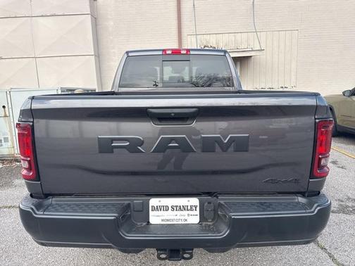 2026 RAM 2500 Tradesman Crew Cab 4x4 6'4' Box
