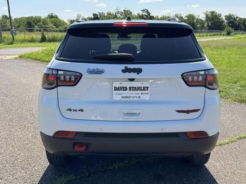 2024 Jeep Compass Trailhawk