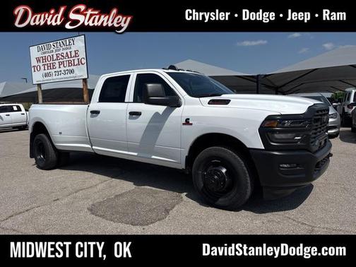 2025 RAM 3500 Tradesman Crew Cab 4x2 8' Box