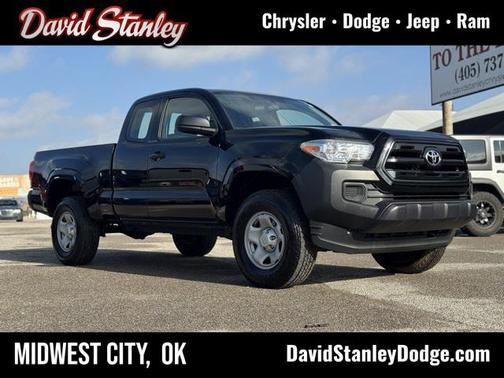 2017 Toyota Tacoma SR