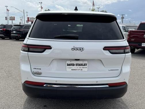 2021 Jeep Grand Cherokee L Laredo