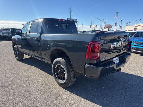 2026 RAM 2500 Laramie Crew Cab 4x4 6'4' Box