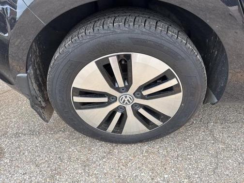 2016 Volkswagen e-Golf SEL Premium