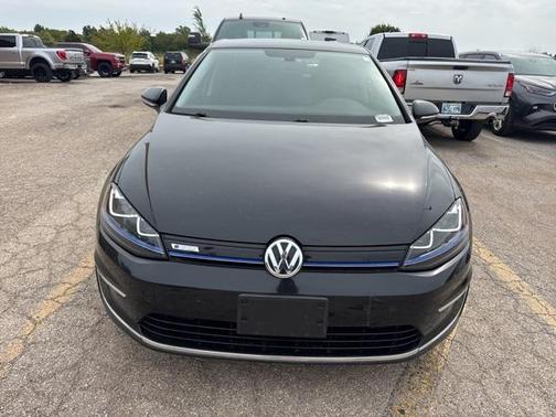 2016 Volkswagen e-Golf SEL Premium
