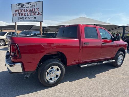 2026 RAM 2500 Tradesman Crew Cab 4x4 6'4' Box
