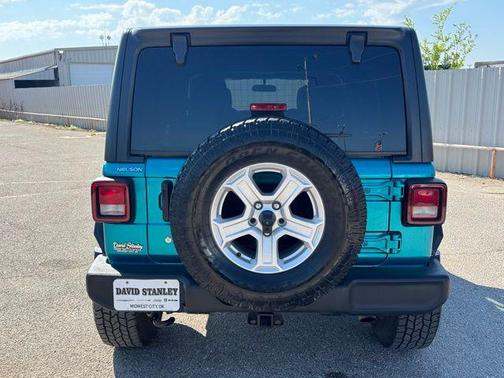 Bikini Pearlcoat 2019 Jeep Wrangler Unlimited Sport
