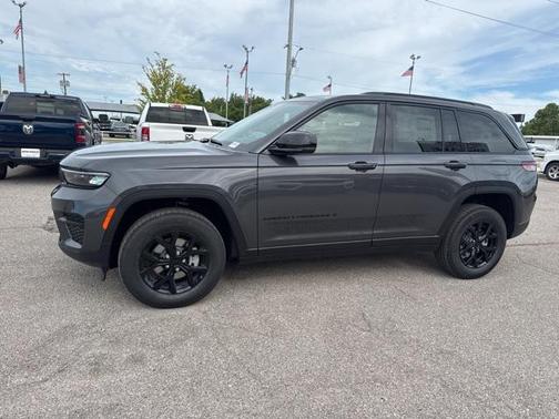 2025 Jeep Grand Cherokee Altitude