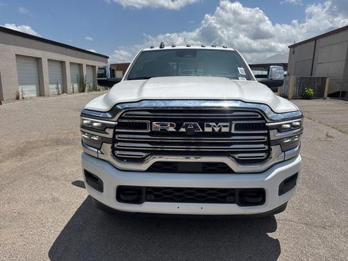 2025 RAM 2500 Laramie Crew Cab 4x4 6'4' Box