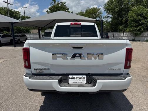 2025 RAM 2500 Laramie Crew Cab 4x4 6'4' Box
