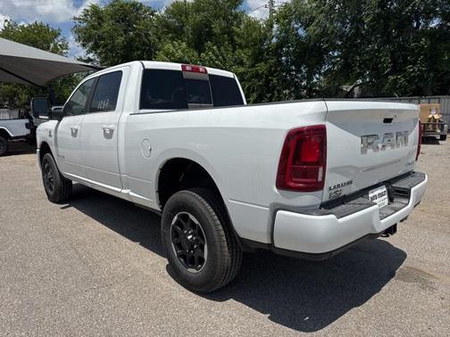 2025 RAM 2500 Laramie Crew Cab 4x4 6'4' Box