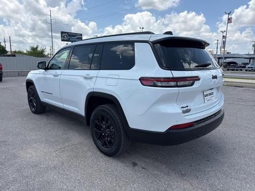 2025 Jeep Grand Cherokee L Altitude