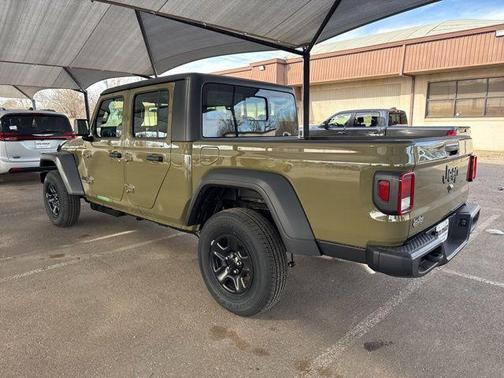 2026 Jeep Gladiator Sport