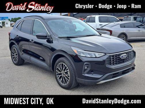 Black Metallic 2023 Ford Escape PHEV SE