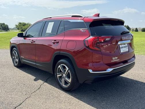2021 GMC Terrain SLT