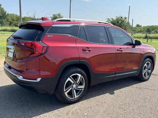 2021 GMC Terrain SLT