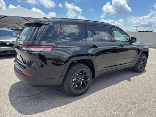 2025 Jeep Grand Cherokee L Altitude
