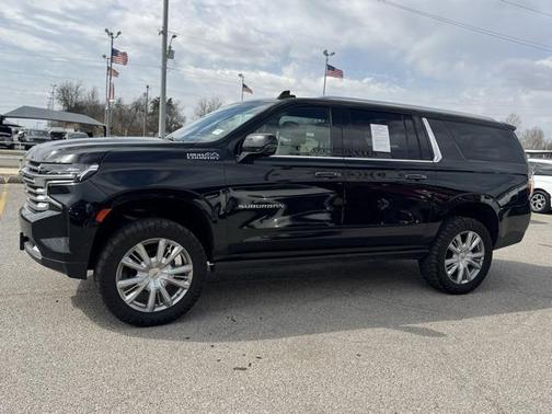 2023 Chevrolet Suburban High Country