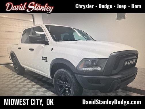 2024 RAM 1500 Classic Warlock Crew Cab 4x4 5'7' Box