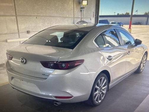 2025 Mazda Mazda3 FWD w/Preferred Package